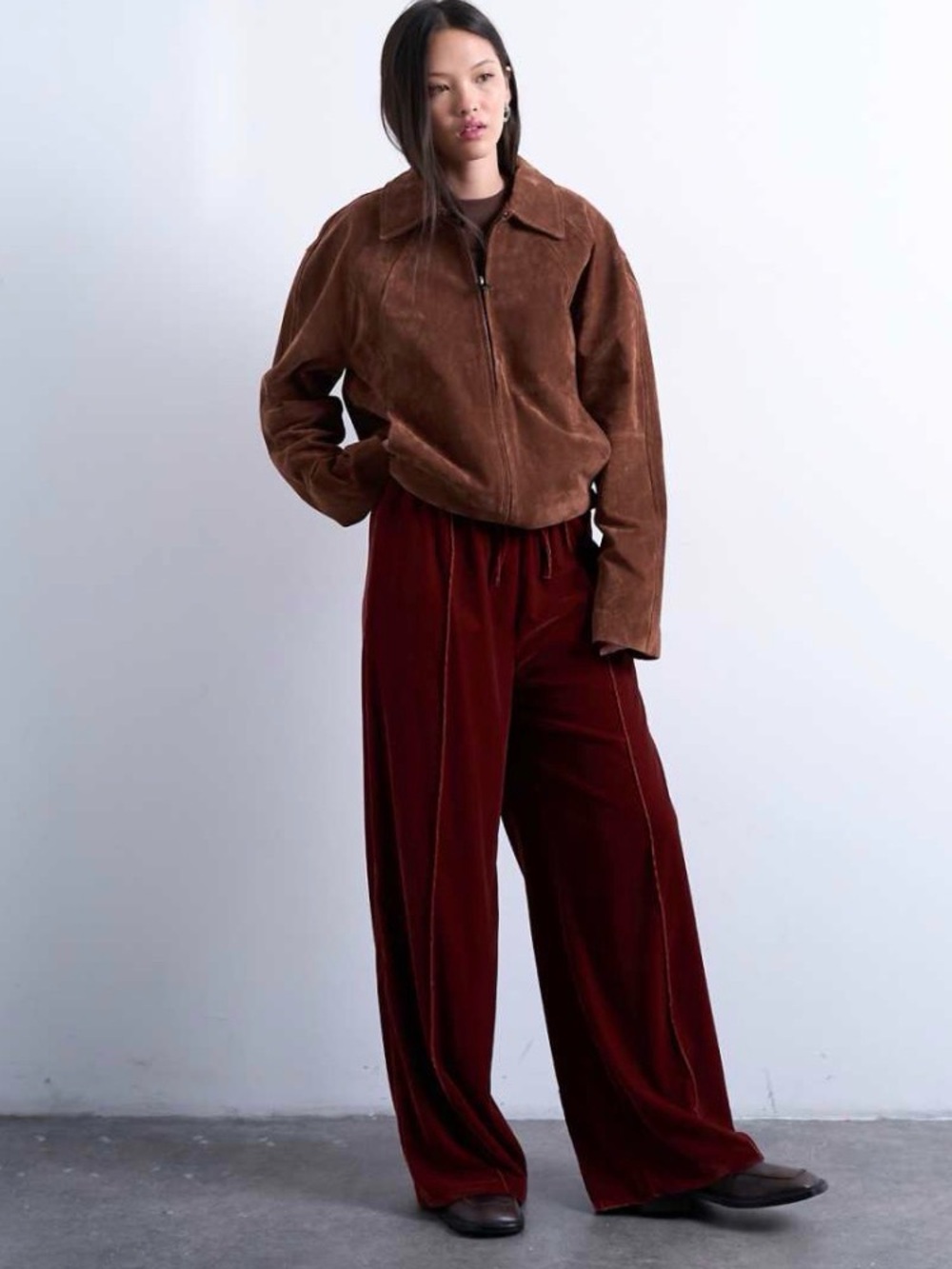 Topshop Wide-Leg Velvet Pants in Burgundy